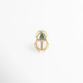 Anillo ajustable dorado con cristales de color y zirconias diseño escarabajo elegante, Anillo enchapado en oro 18K con cristales verdes y zirconias estilo único, Anillo tipo escarabajo con cristales de color y zirconias acabado dorado, Anillo ajustable de latón con baño oro 18K y piedras brillantes diseño original, Anillo dorado con cristales y zirconias diseño delicado y sofisticado