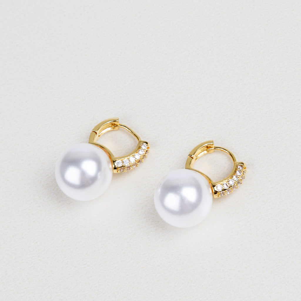 Jewelry, joyería, aretes de perla, chapa de oro, perla 