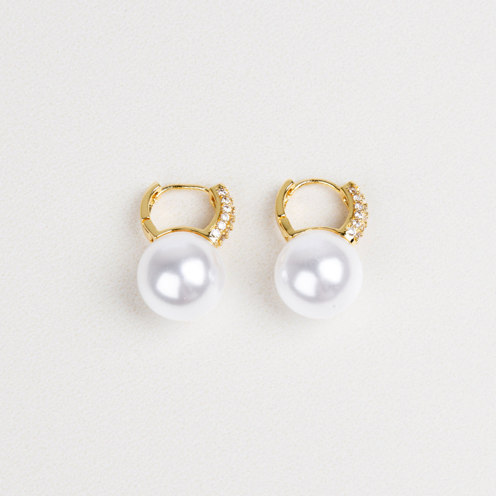 Jewelry, joyería, aretes de perla, chapa de oro, perla 