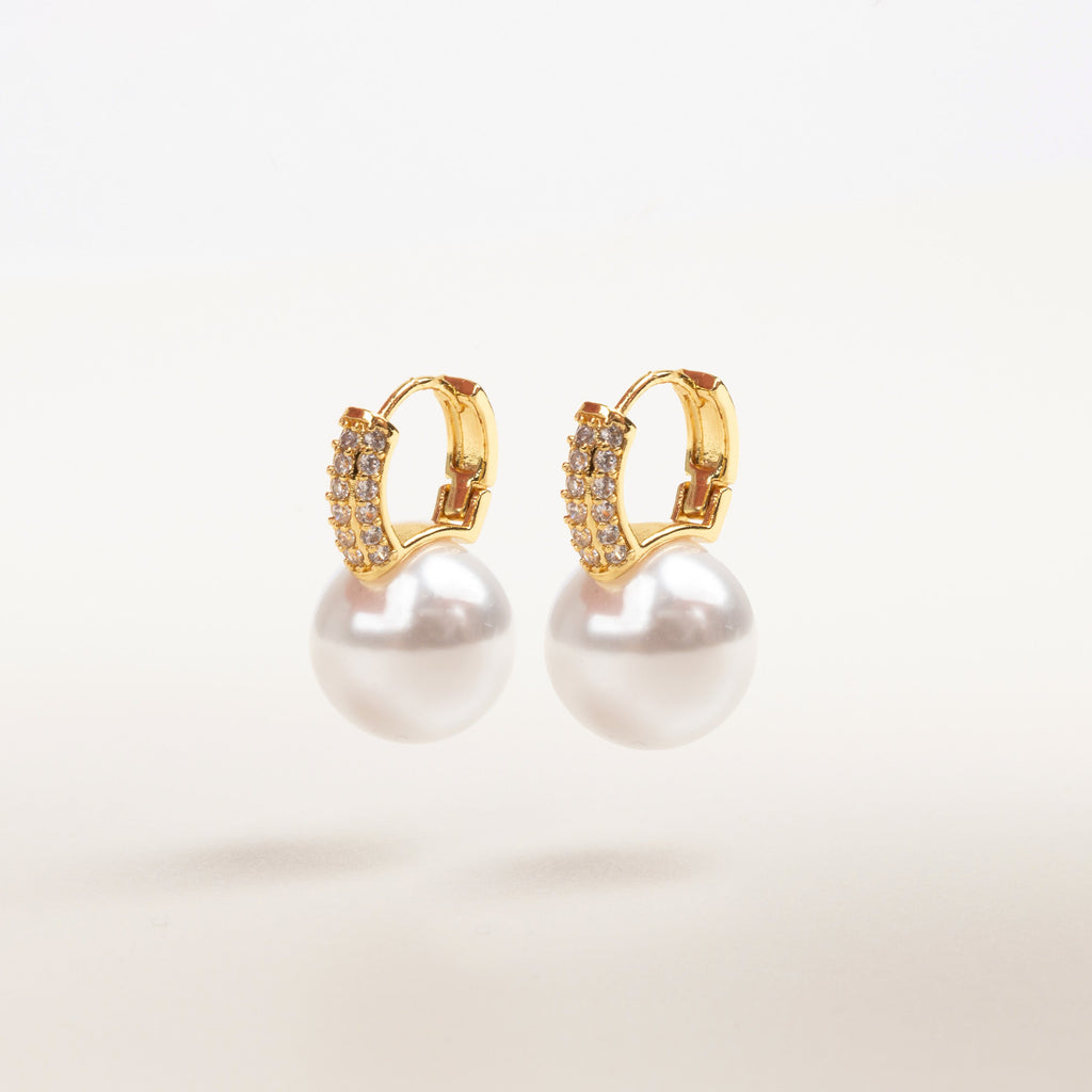 Jewelry, joyería, aretes de perla, chapa de oro, perla 