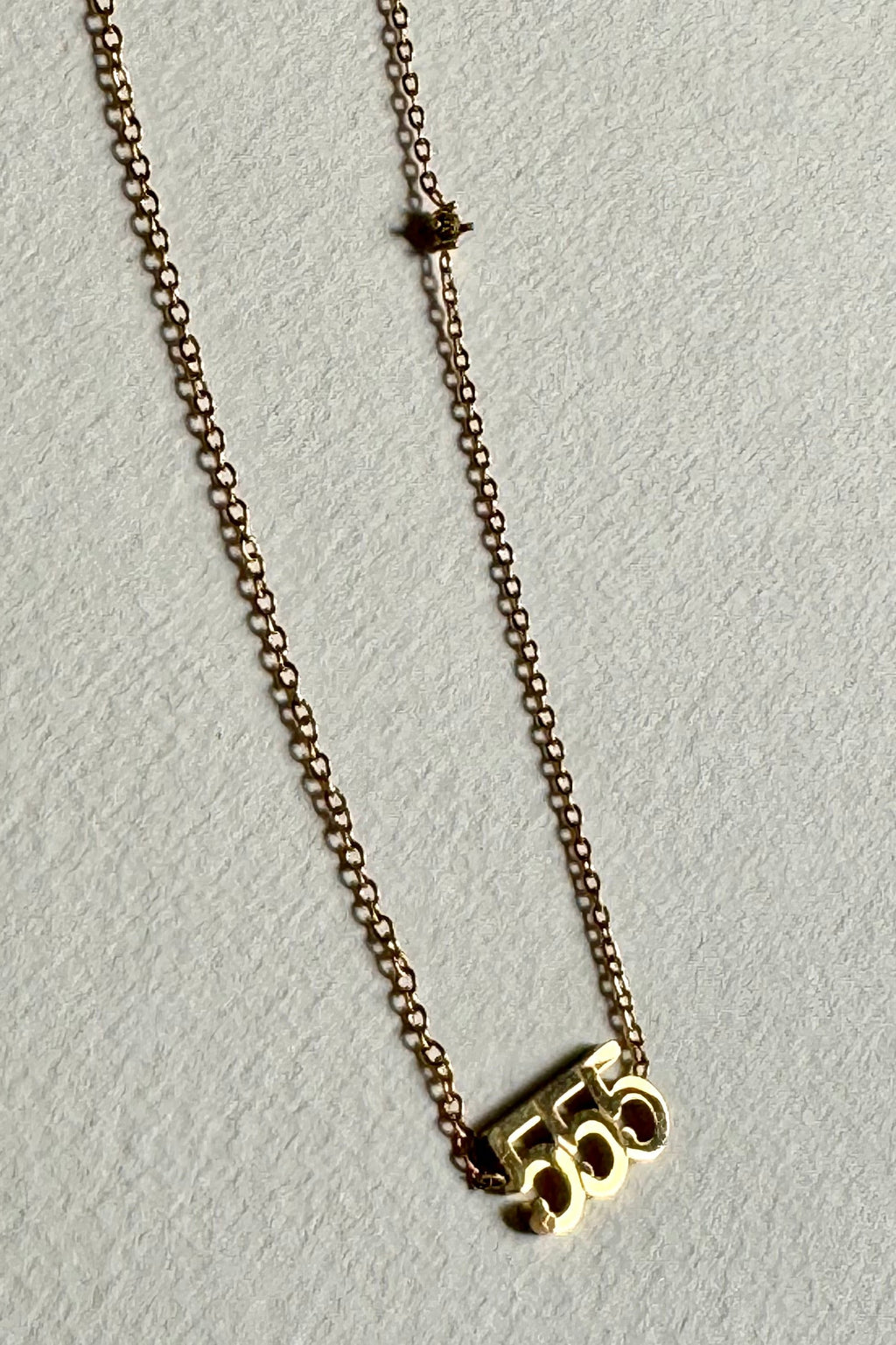 Collar 555
