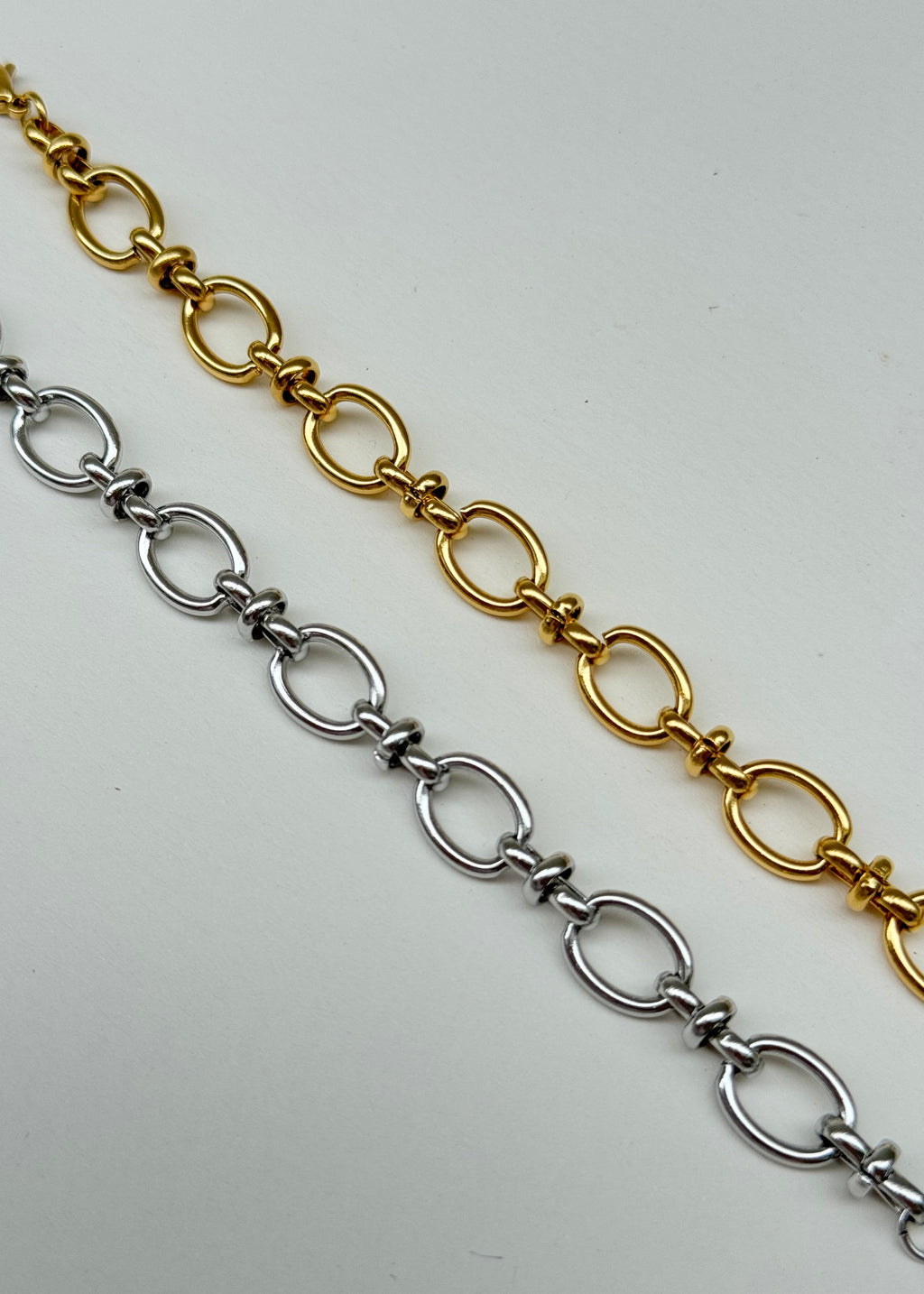 Pulsera Hon plateada