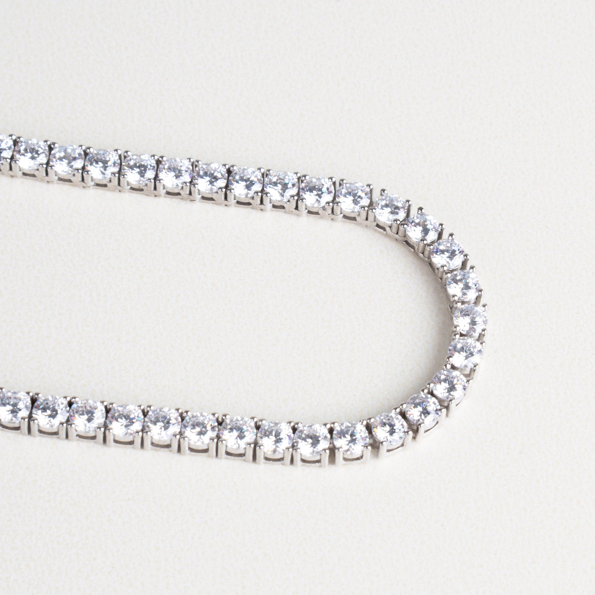 Collar tipo tenis 4 mm, Collar con zirconias grandes, Collar tenis brillante, Collar de zirconias tamaño mediano, Joyería statement con zirconias