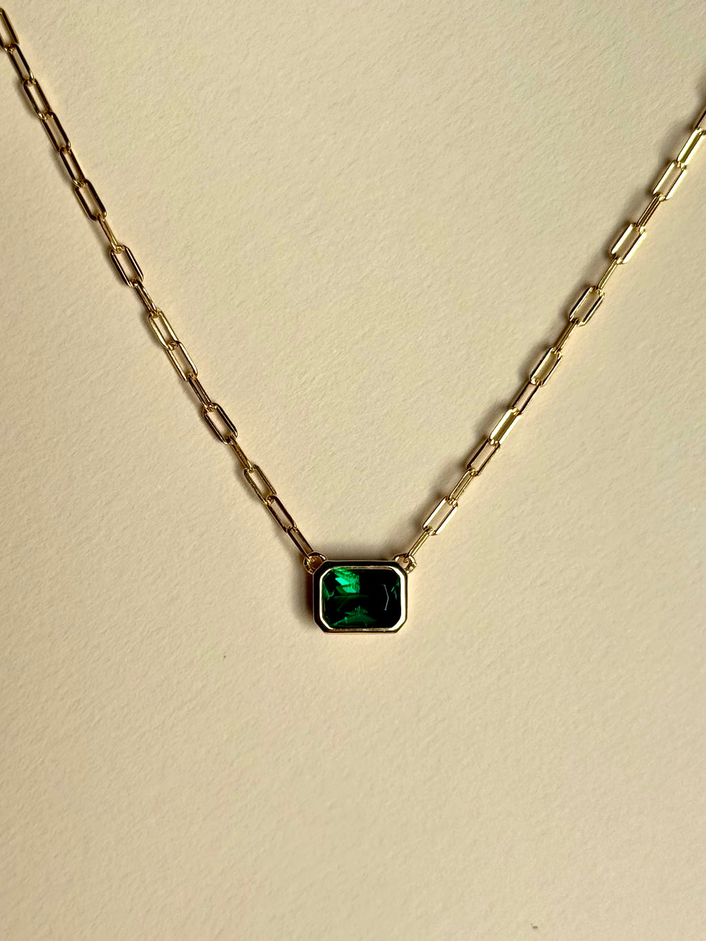 Collar Benten Esmeralda