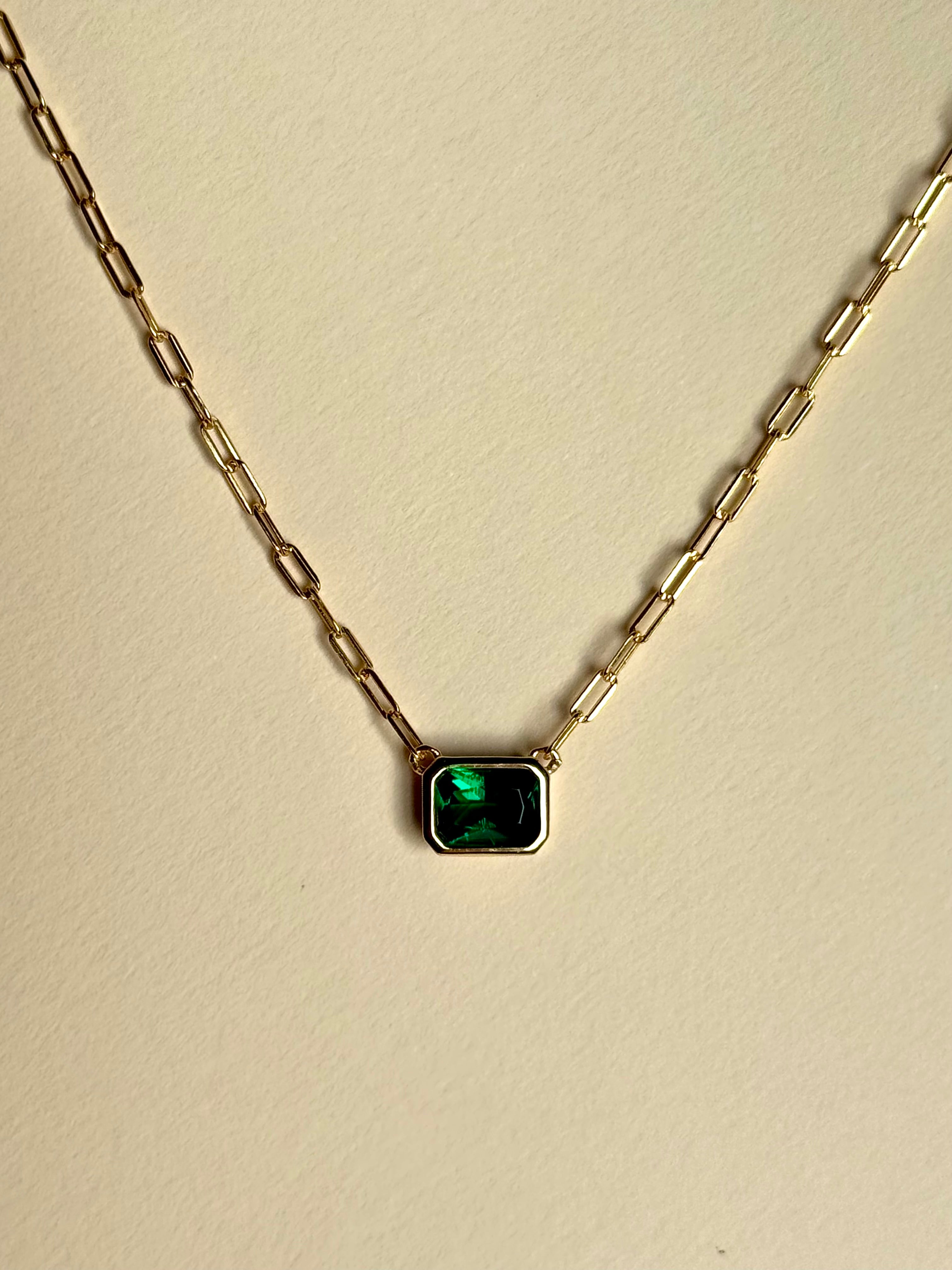 Collar Benten Esmeralda