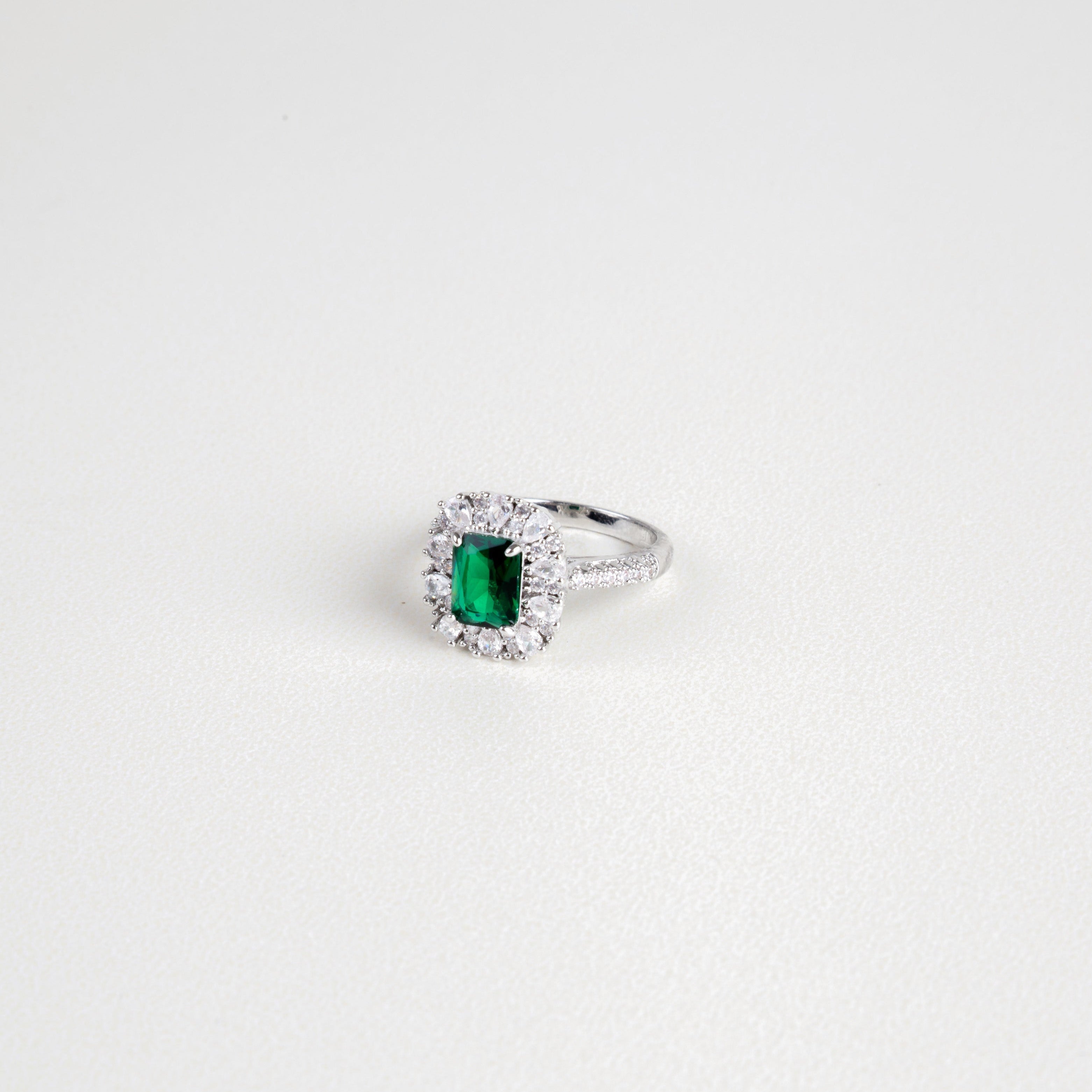 Anillo Vionnet