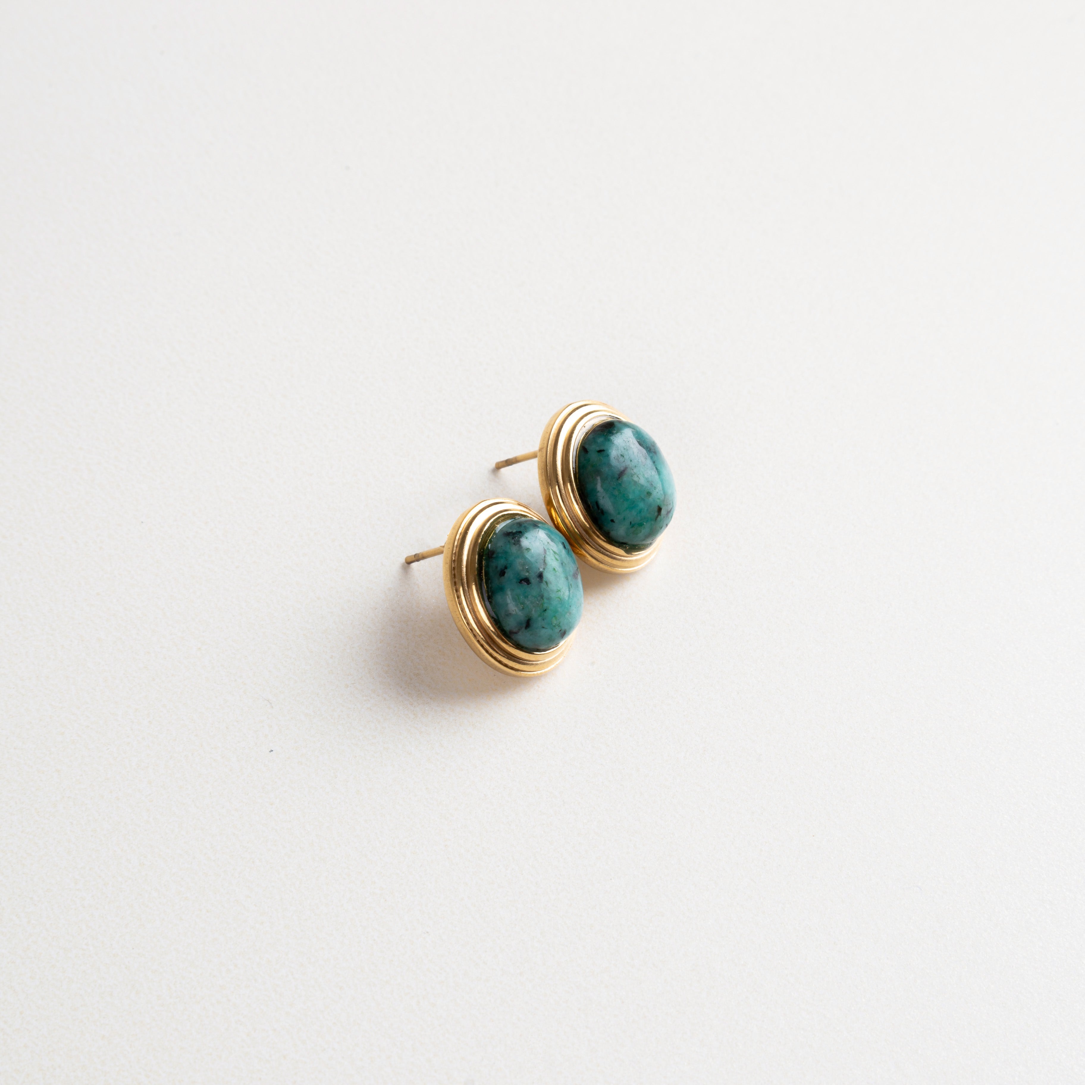 Aretes con piedra de mineral de serpentina, base de acero inoxidable, joyería trending, aretes modernos