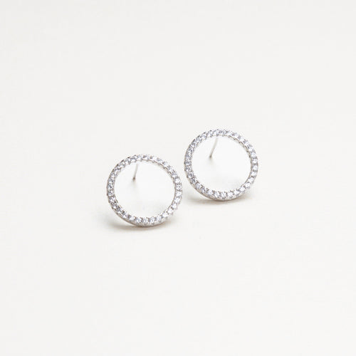 aretes circulares con incrustaciones de zirconia. material base plata925, aretes sofisticados elegantes 