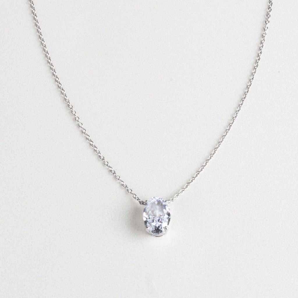 Collar Oval Diamond