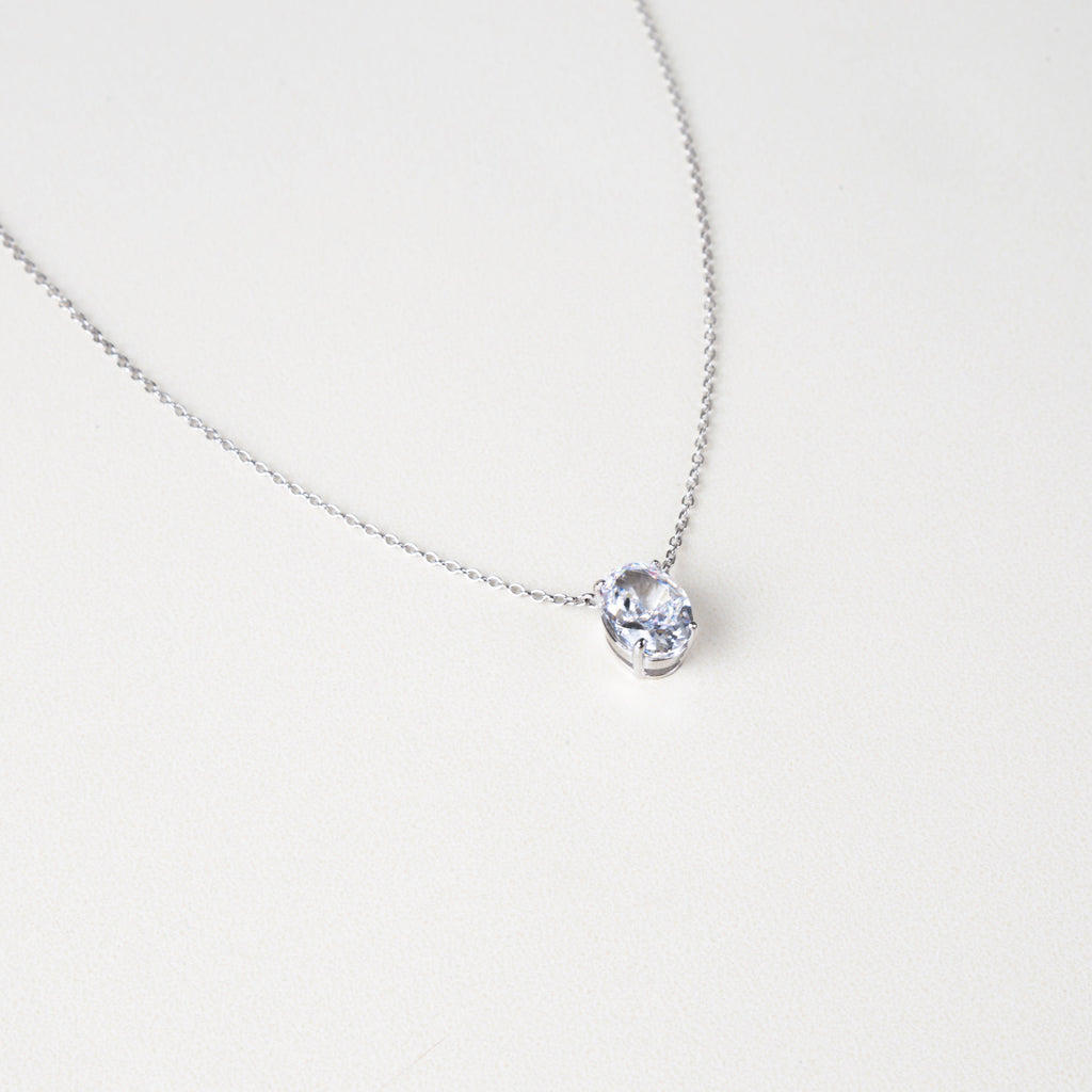 Collar Oval Diamond