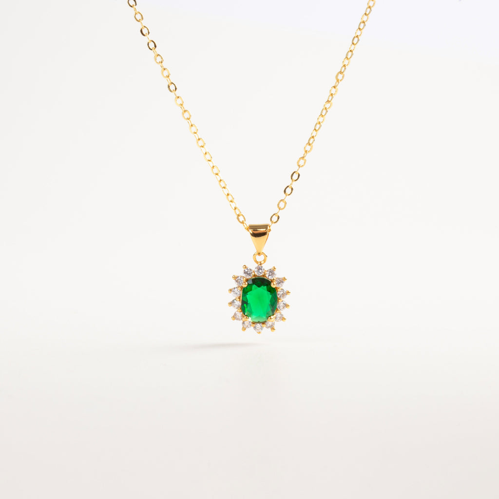 collar y aretes con zirconias, set de joyería dorado mujer, regalo elegante para mujer, joyas clásicas y sofisticadas, set de collar y aretes con cristales, joyería fina dorada, accesorios de lujo para mujer, collar con piedra ovalada