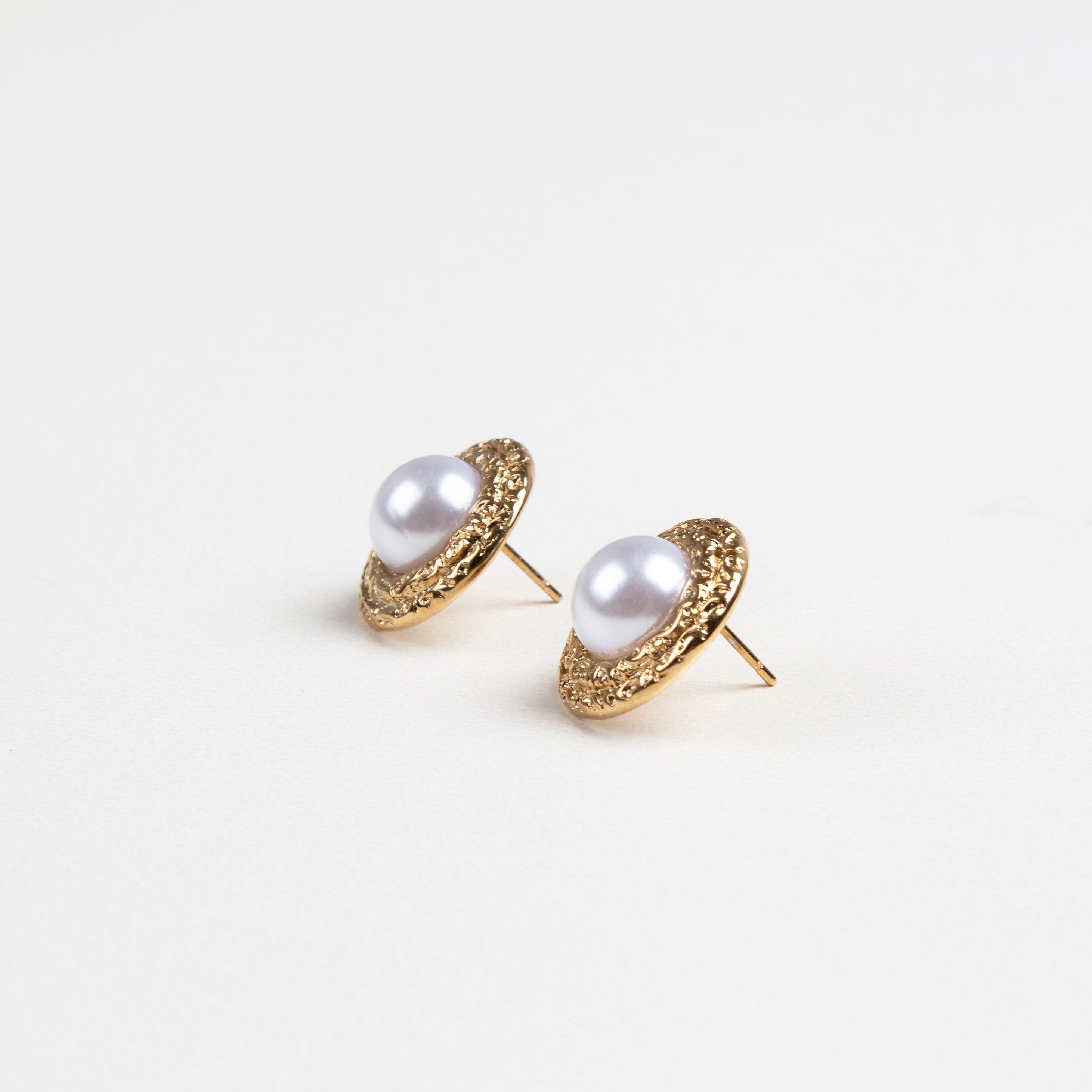 Aretes para ocasiones especiales, Aretes de alta calidad, Aretes femeninos, Aretes de moda 2025, Aretes de diseño exclusivo