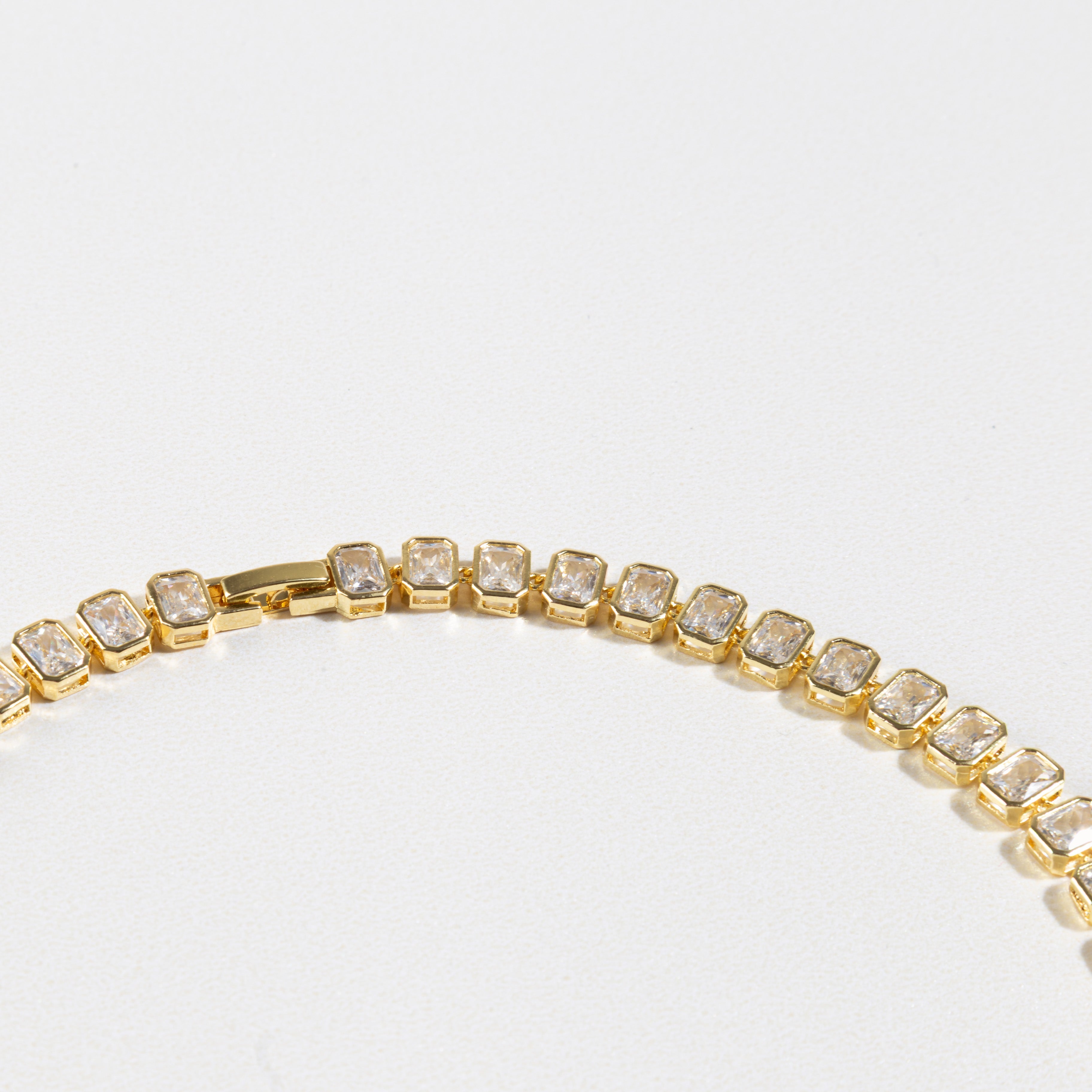 Collar Jung Golden